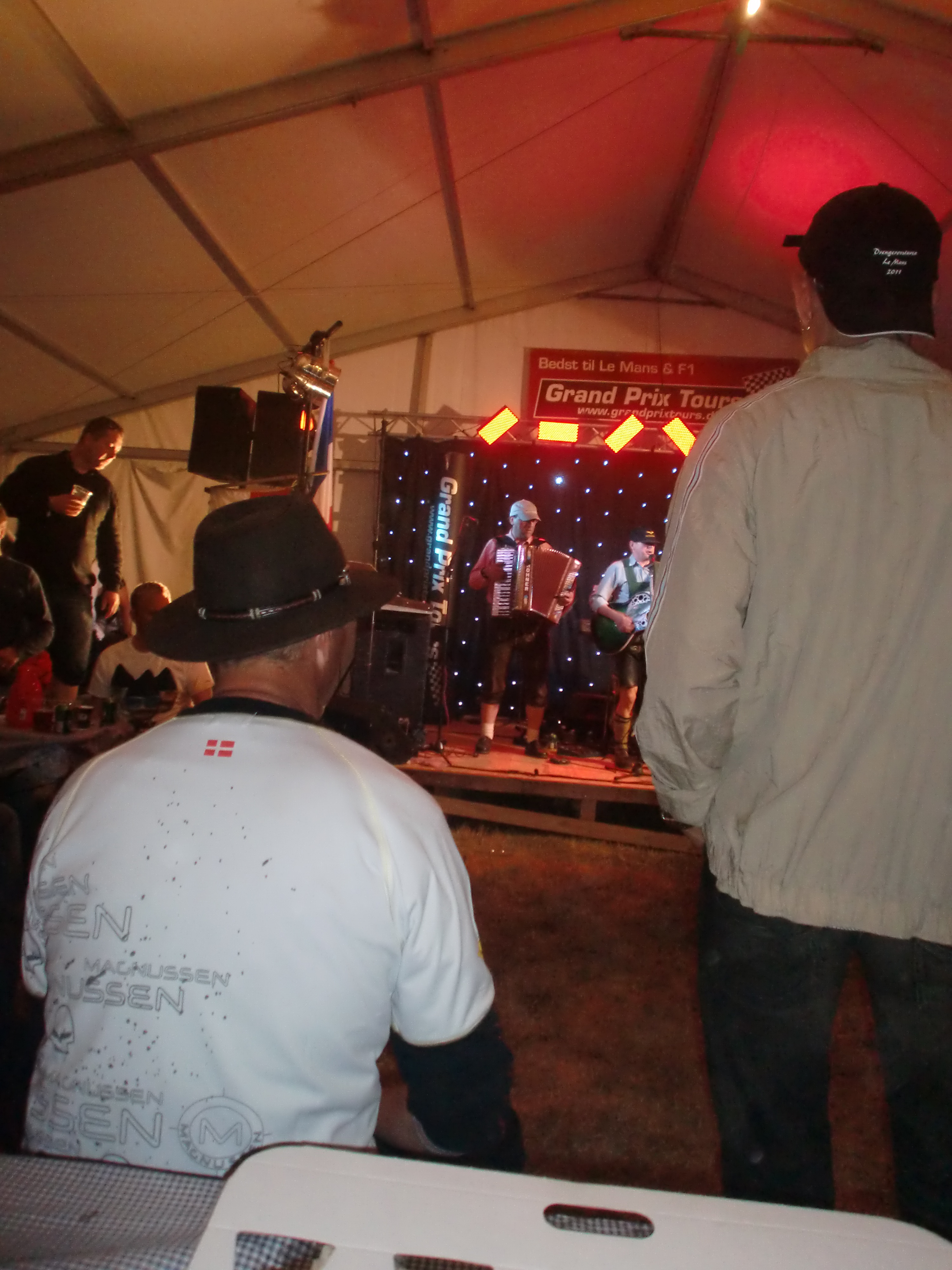https://www.mos-eisley.dk/media/FamilieBilleder/2011/Le%20Mans%2008-06-2011%20til%2013-06-2011///CIMG1455.JPG