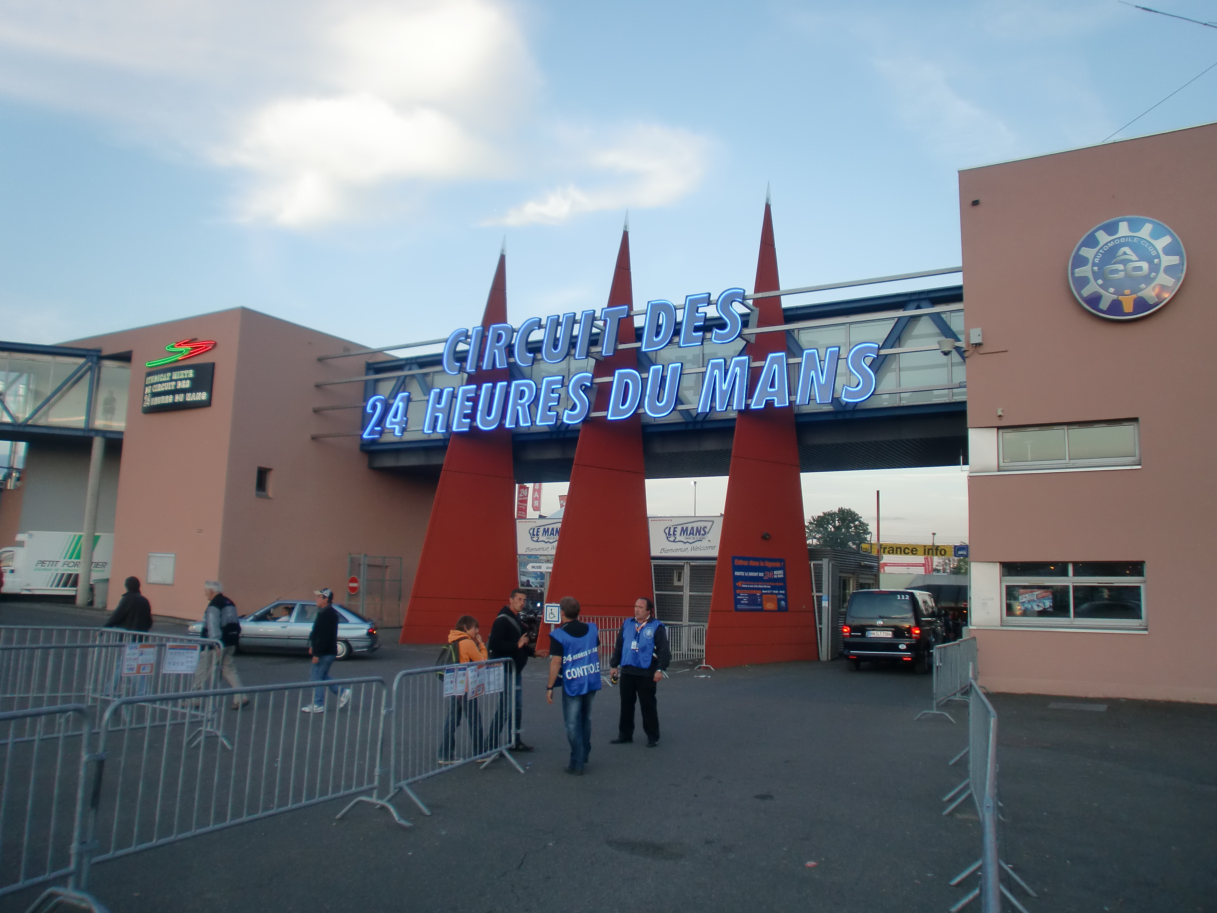 https://www.mos-eisley.dk/media/FamilieBilleder/2011/Le%20Mans%2008-06-2011%20til%2013-06-2011///CIMG1486.JPG