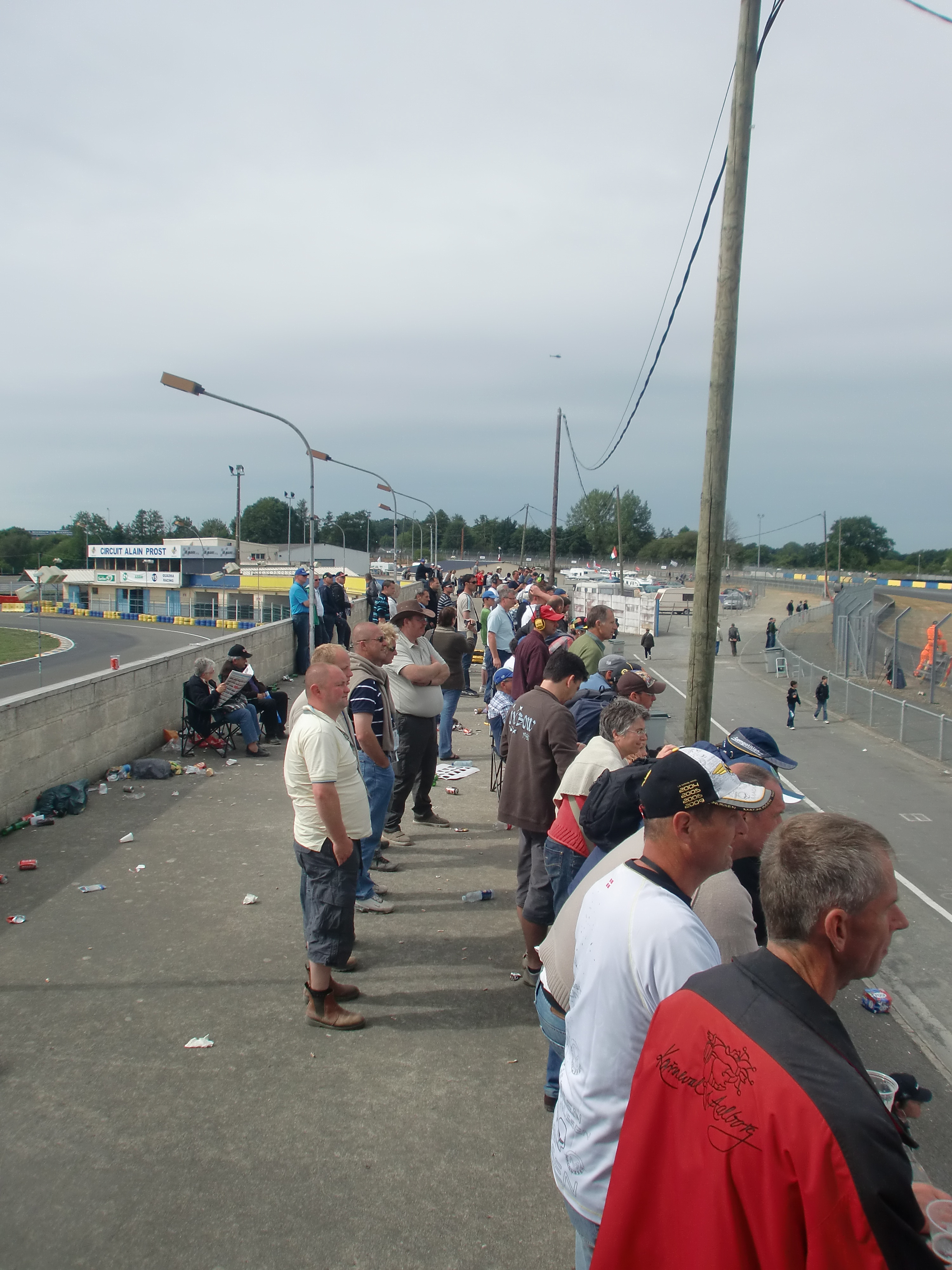 https://www.mos-eisley.dk/media/FamilieBilleder/2011/Le%20Mans%2008-06-2011%20til%2013-06-2011///CIMG1511.JPG