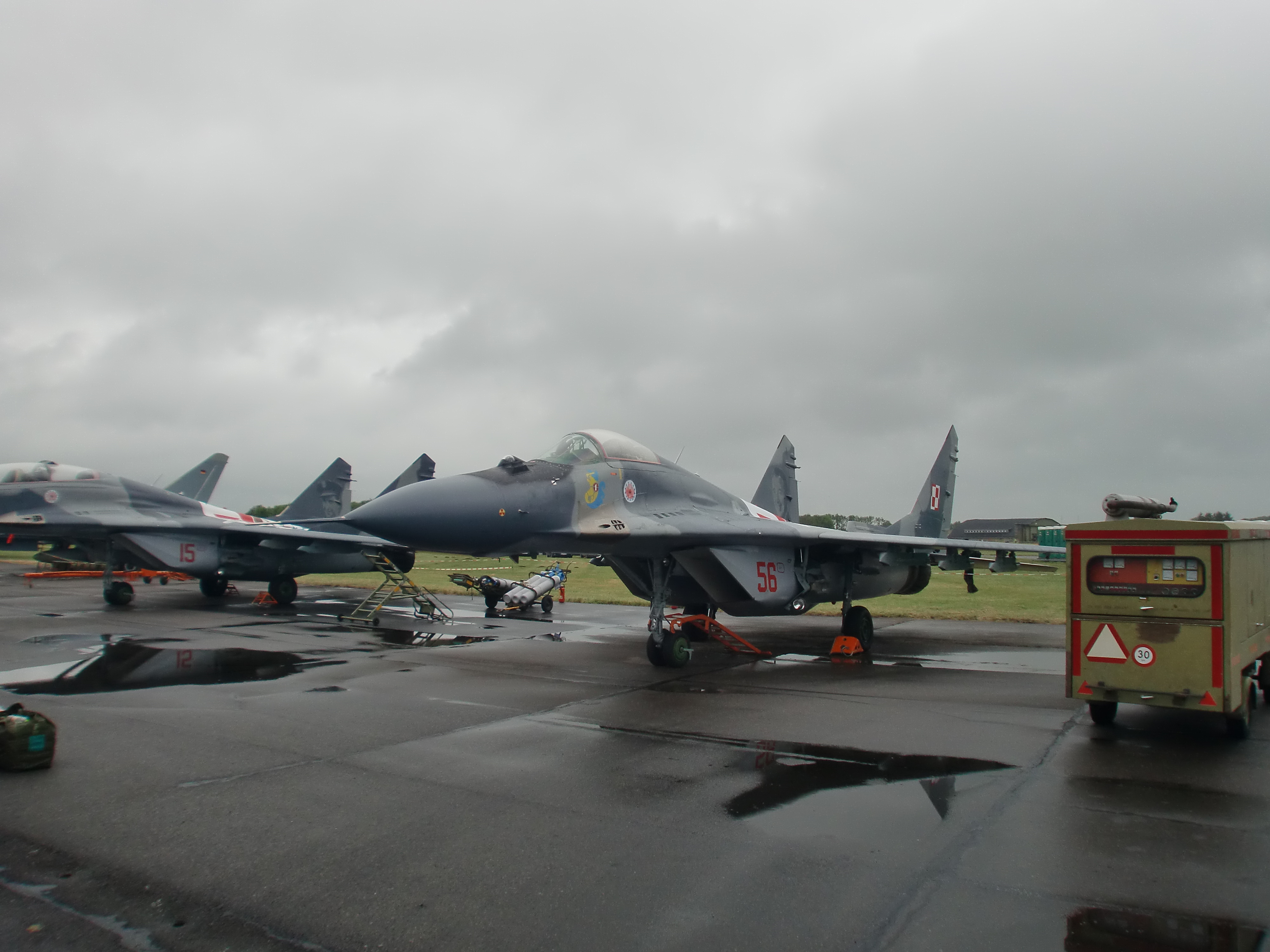https://www.mos-eisley.dk/media/FamilieBilleder/2012/AirShow%202012%2010-06-2012/CIMG2771.JPG