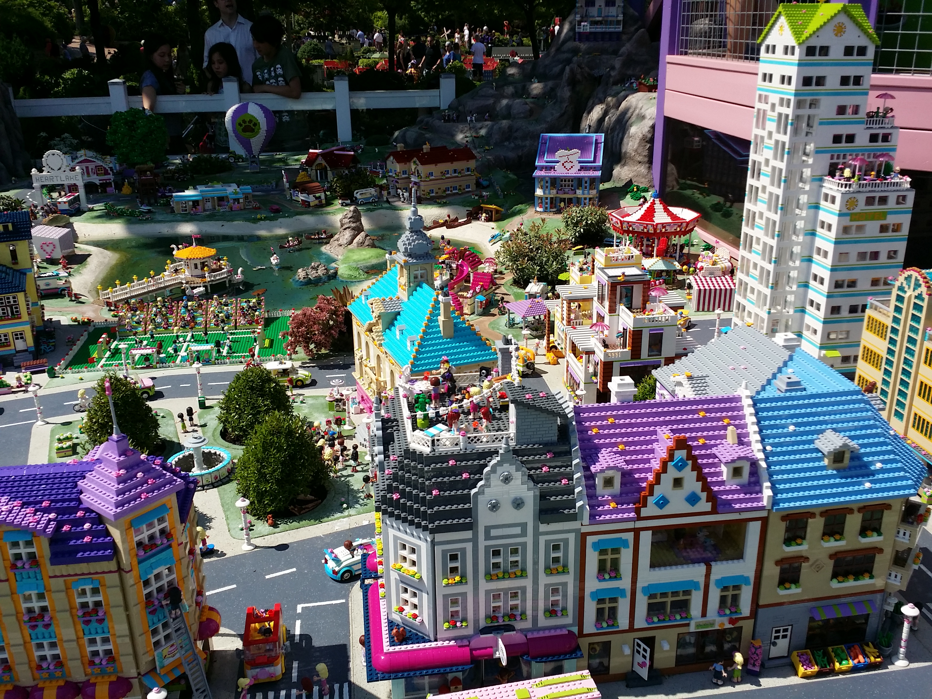 https://www.mos-eisley.dk/media/FamilieBilleder/2014/Legoland%2010-06-2014/20140710_135453.jpg