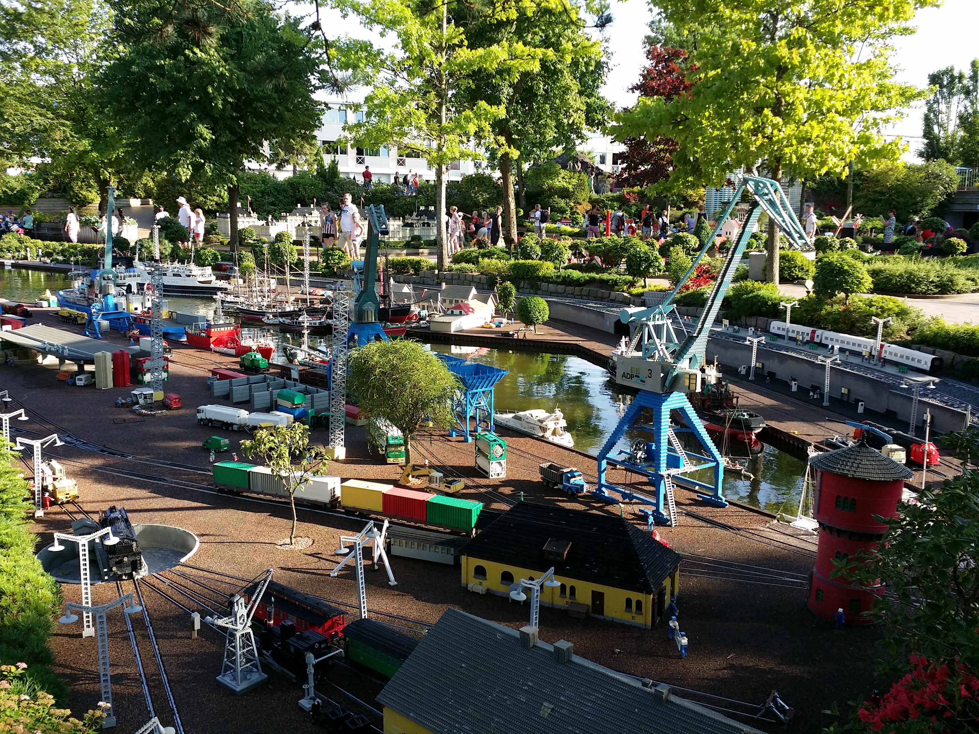 https://www.mos-eisley.dk/media/FamilieBilleder/2014/Legoland%2010-06-2014/20140710_184514.jpg