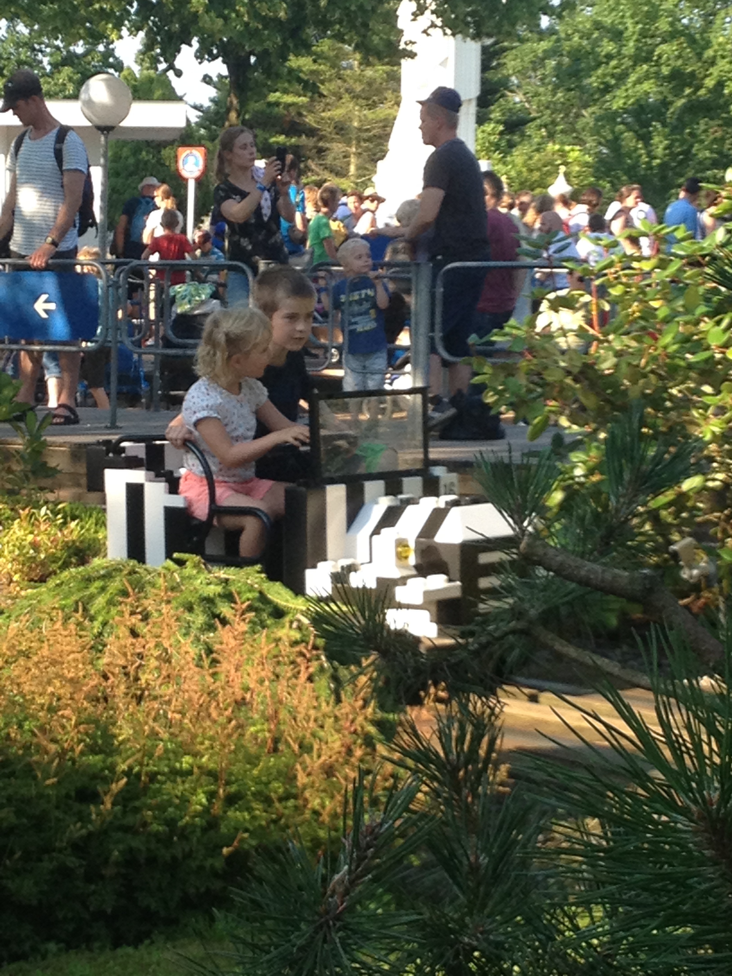 https://www.mos-eisley.dk/media/FamilieBilleder/2014/Legoland%2010-06-2014/IMG_1751.jpg