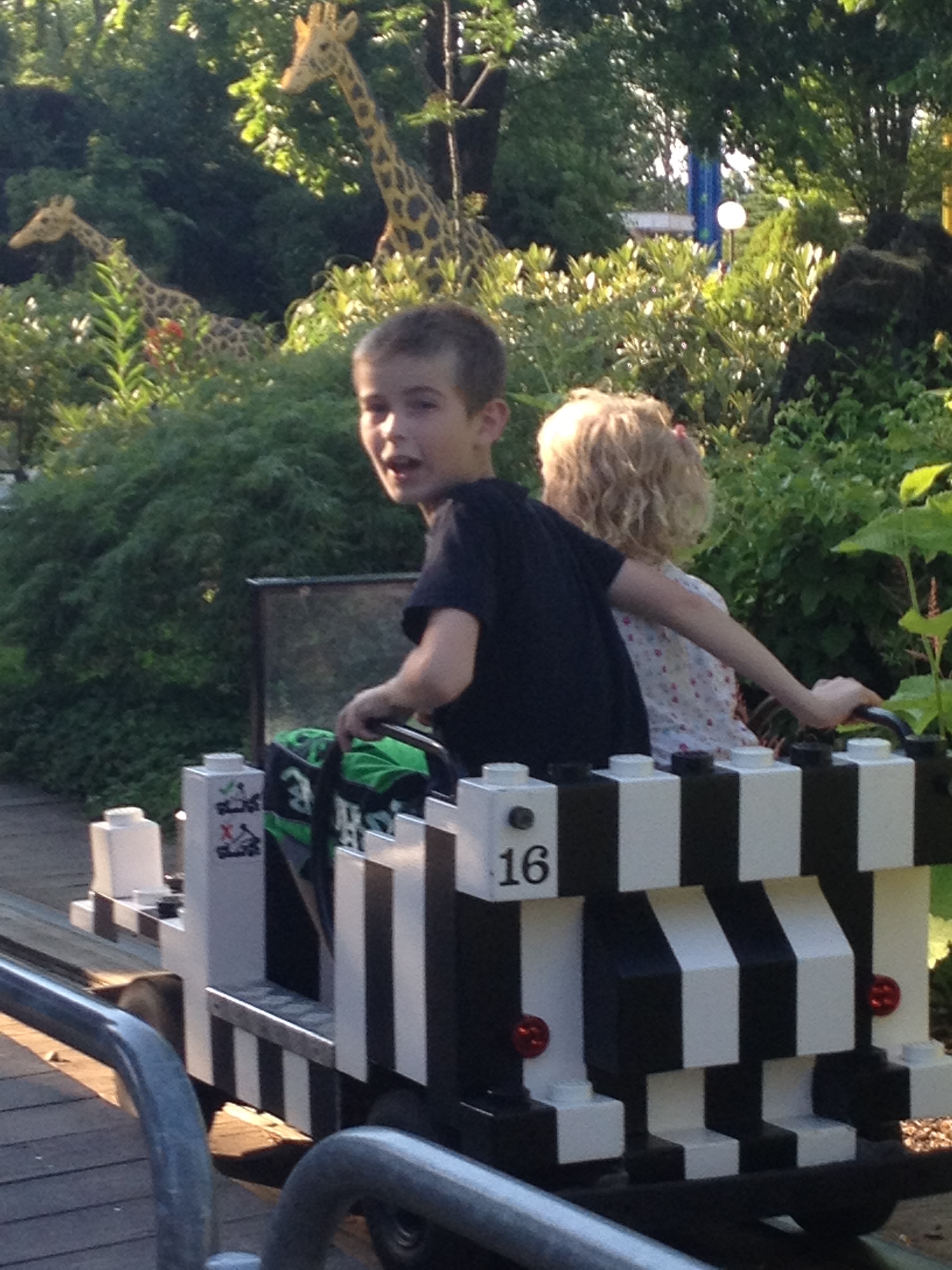 https://www.mos-eisley.dk/media/FamilieBilleder/2014/Legoland%2010-06-2014/IMG_1758.jpg