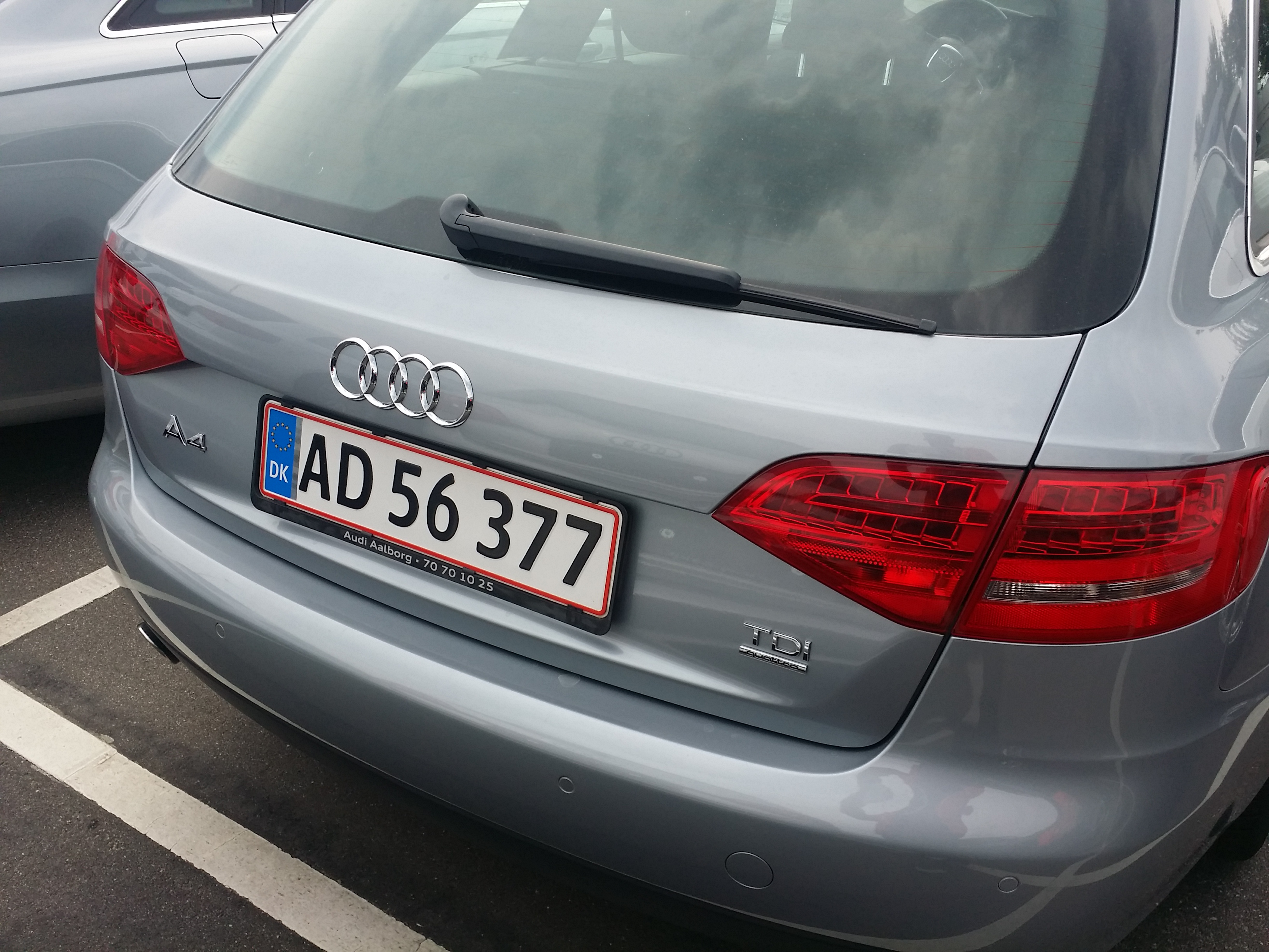 https://www.mos-eisley.dk/media/FamilieBilleder/2015/Audi%20A4%20Avant%20TDI%20Quattro/20150824_120514.jpg