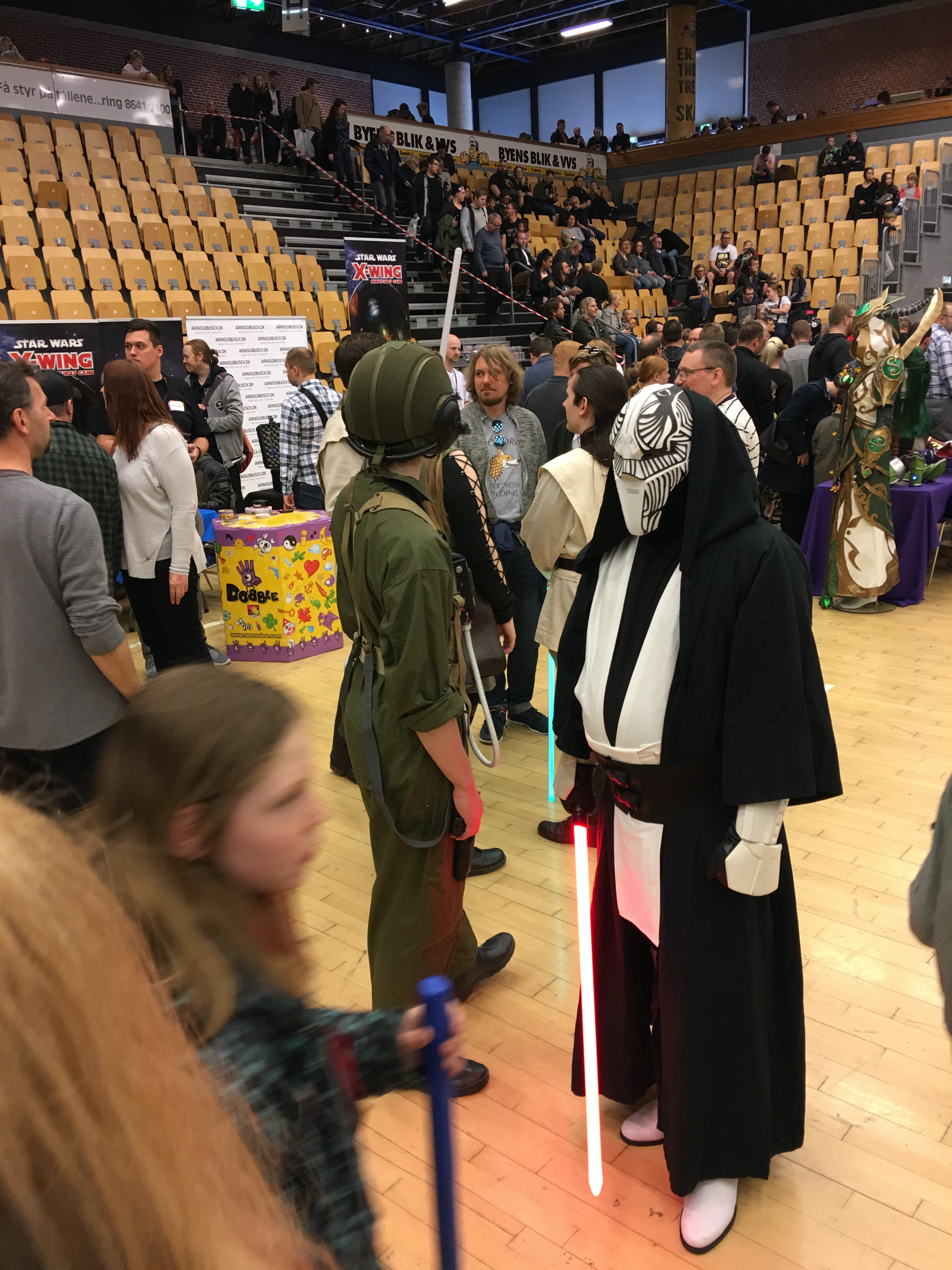 https://www.mos-eisley.dk/media/FamilieBilleder/2018/Sci-Fi%20Messe%2014-04-2018/IMG_5730.jpg