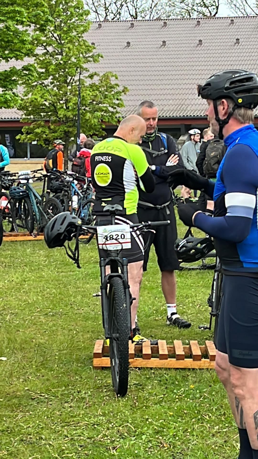 https://www.mos-eisley.dk/media/FamilieBilleder/2022/Rold%20Skov%20MTB%20Marathon%2021-05-2022/282053185_1263471277816282_7749631570244215298_n.jpeg